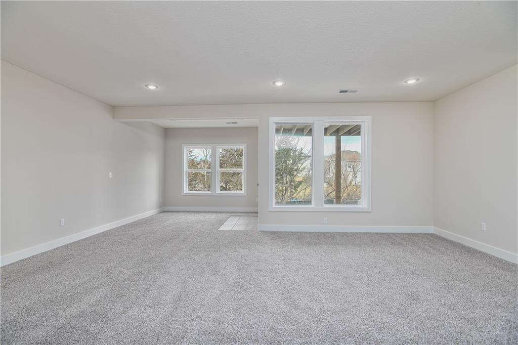 2394 W Wabash Street Property Photo 32