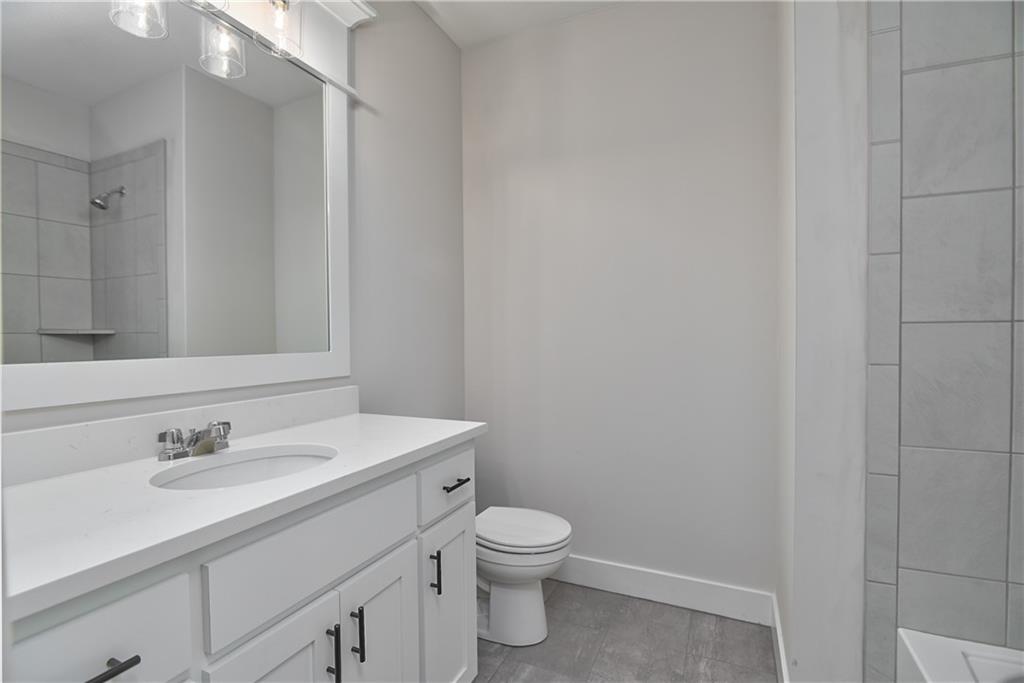 2394 W Wabash Street Property Photo 33