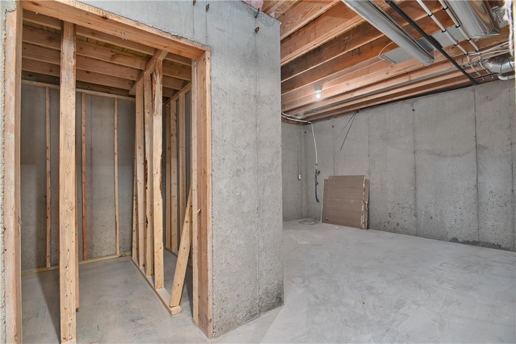 2394 W Wabash Street Property Photo 36