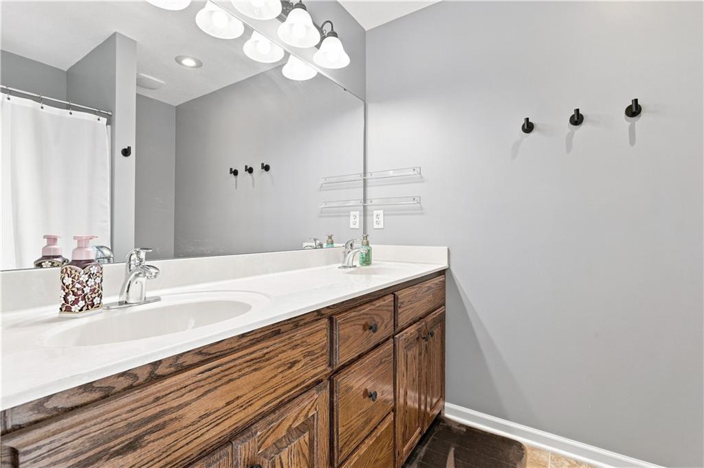 407 Ne 192nd Terrace Property Photo 17