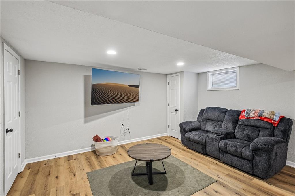 5104 N Smalley Avenue Property Photo 15