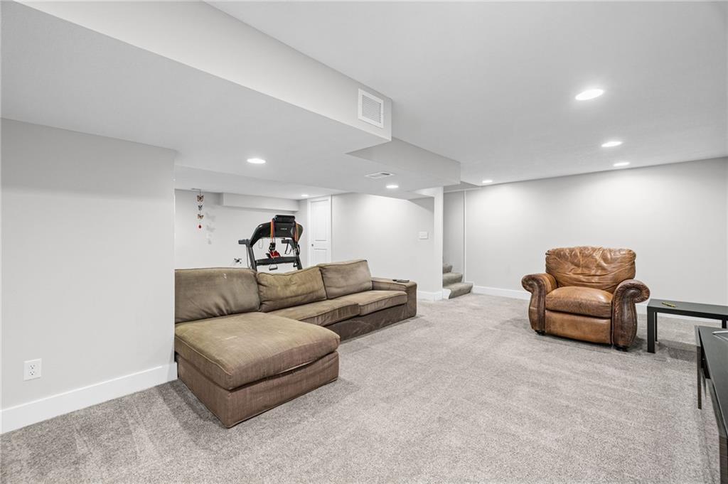 5521 W 84th Street Property Photo 32