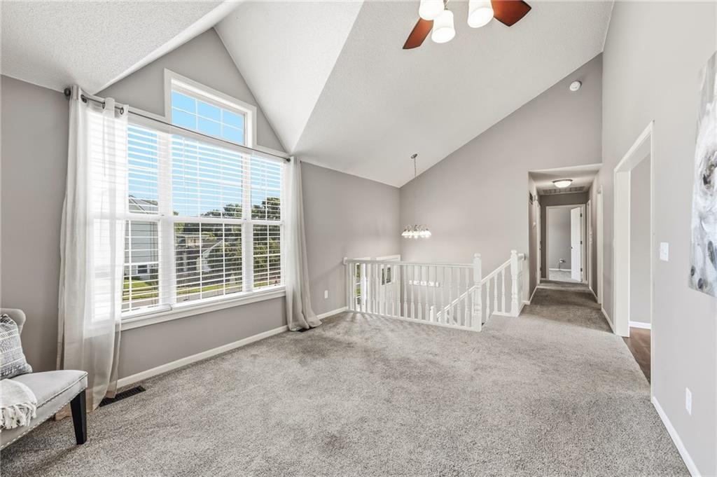107 E Laredo Trail Property Photo 11