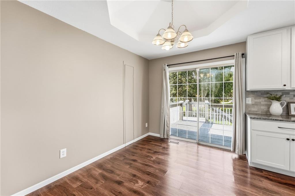 107 E Laredo Trail Property Photo 20