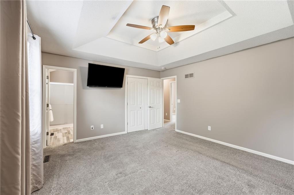 107 E Laredo Trail Property Photo 23