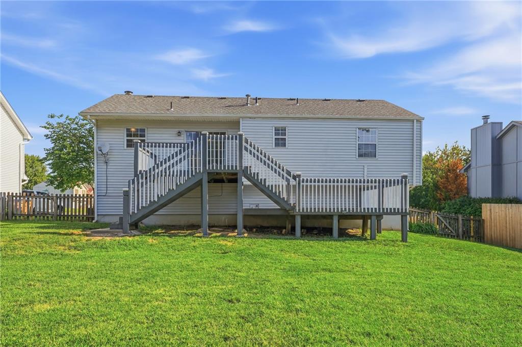 107 E Laredo Trail Property Photo 35
