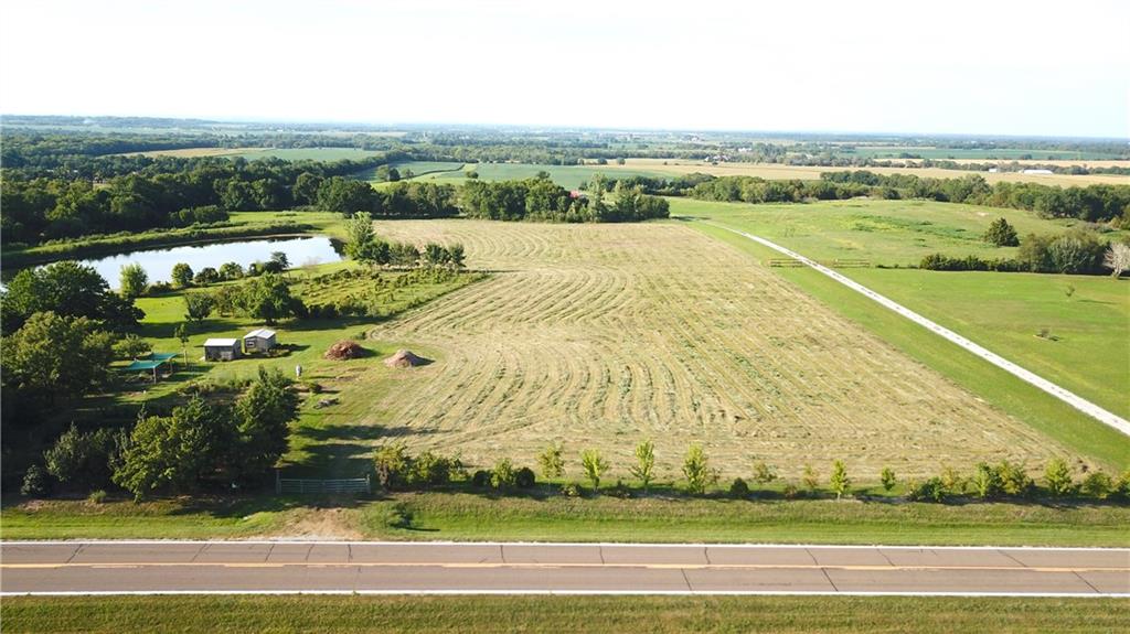 N 700 Road Property Photo 2