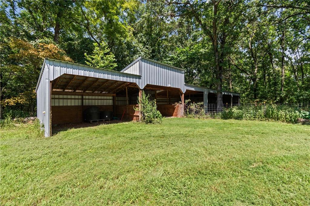 3371 S 8th Road Property Photo 4