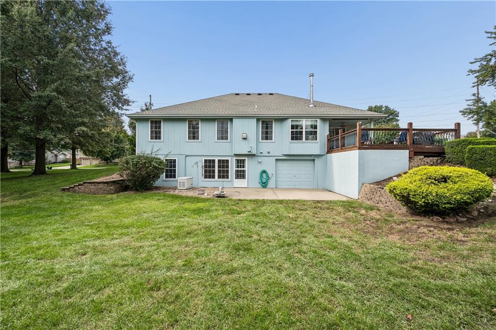 1707 Lynn Road Property Photo 3
