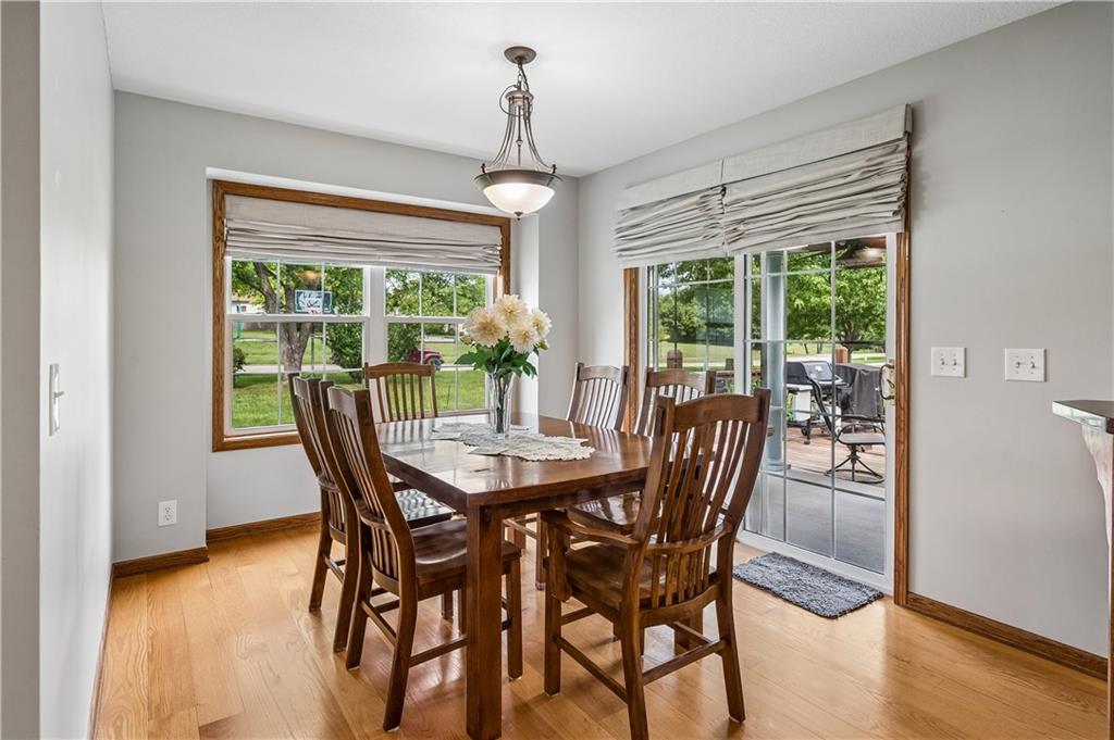 1707 Lynn Road Property Photo 12