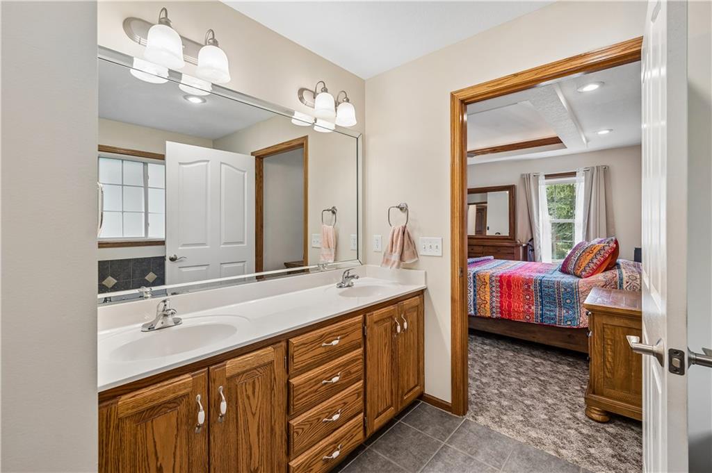 1707 Lynn Road Property Photo 17