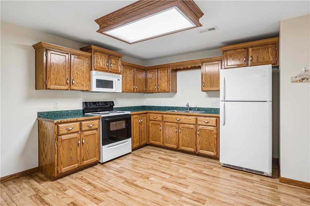 1707 Lynn Road Property Photo 24