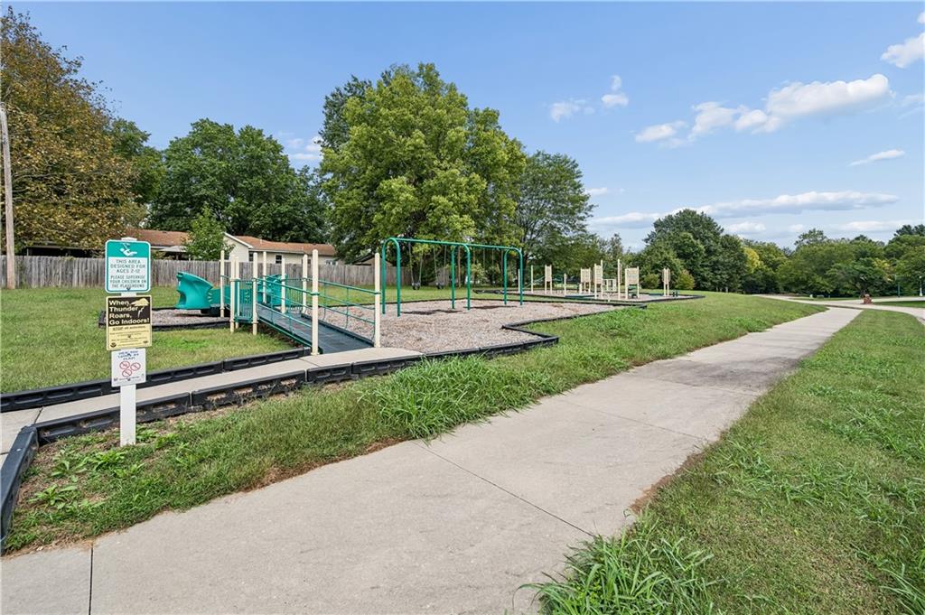 1707 Lynn Road Property Photo 37