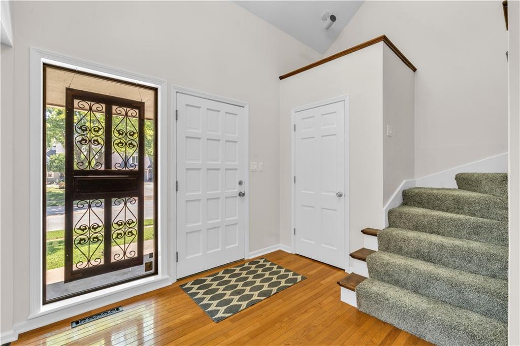 4377 Sw Breezy Point Lane Property Photo 4
