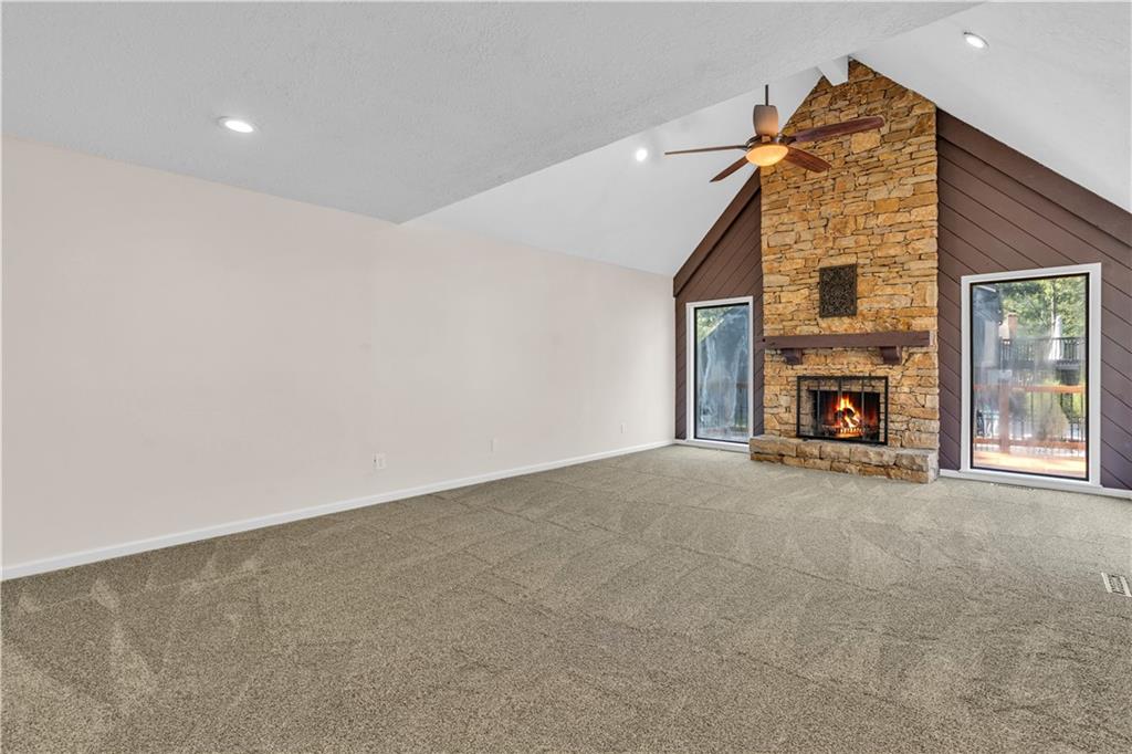 4377 Sw Breezy Point Lane Property Photo 6