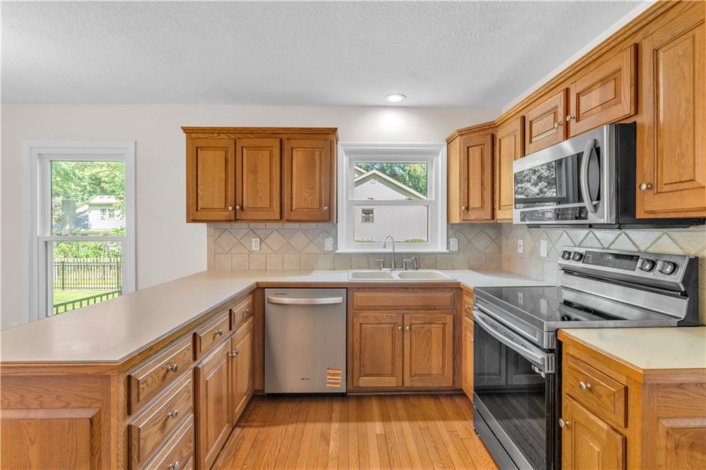 4377 Sw Breezy Point Lane Property Photo 11