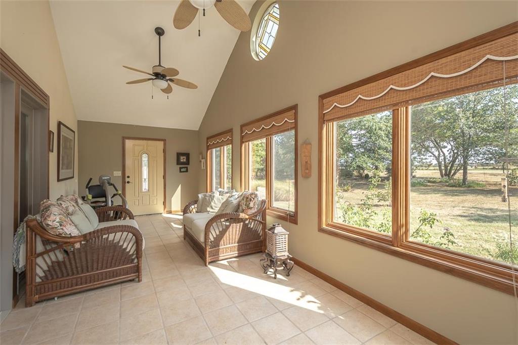 2152 N 700 Road Property Photo 8