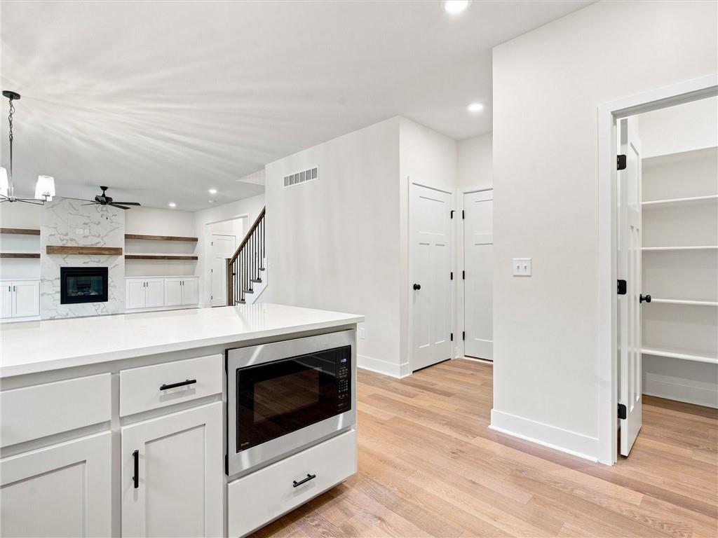 13522 Oakridge Drive Property Photo 11