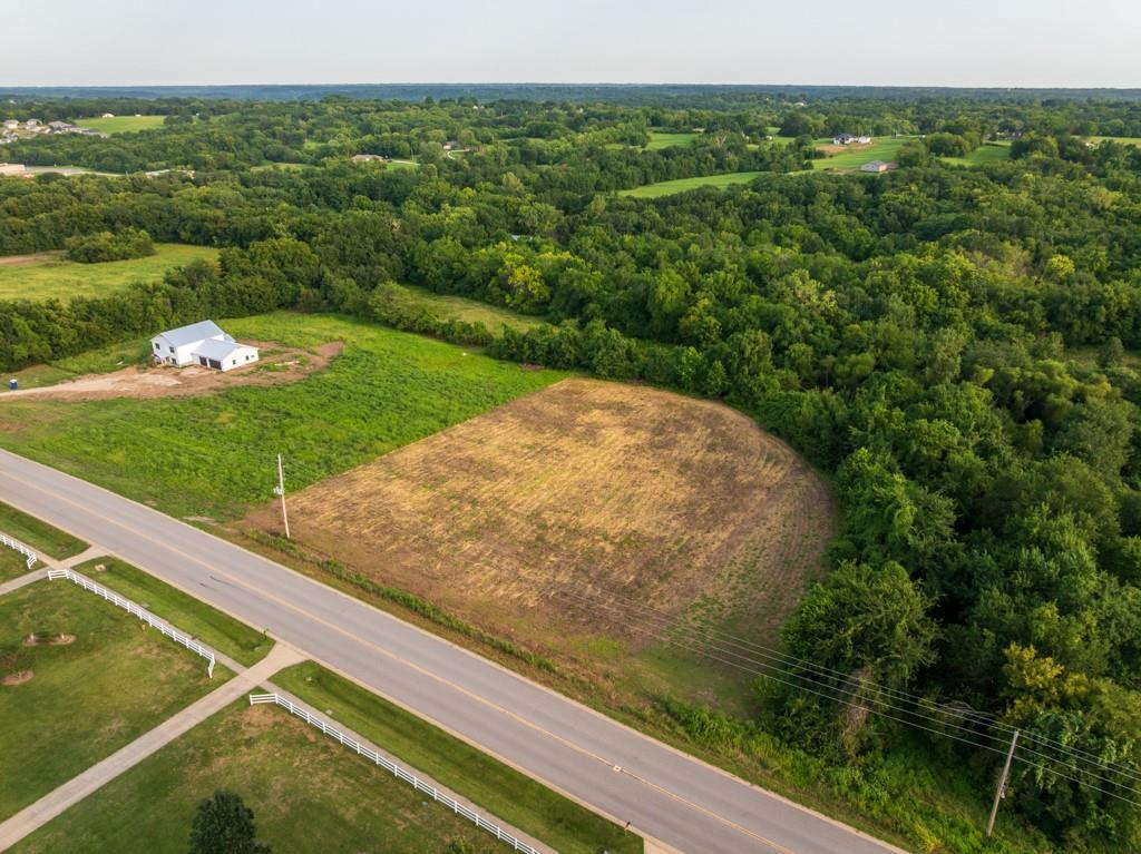 30805 W Ryan Road Property Photo 2