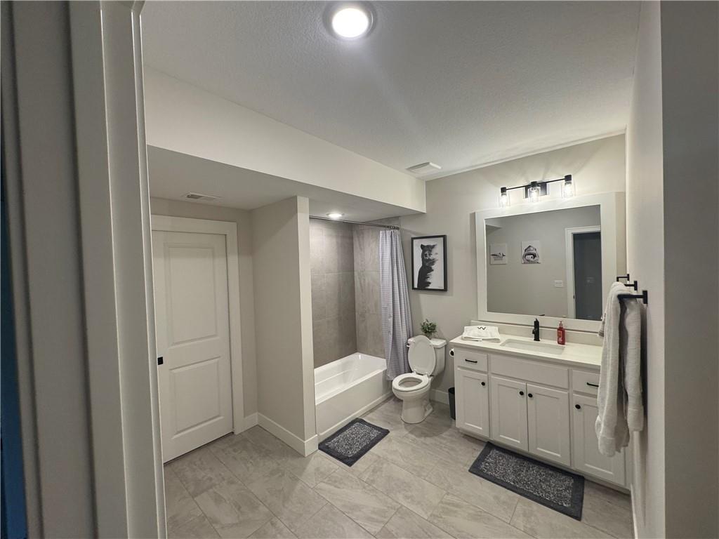 15597 W 168th Place Property Photo 22