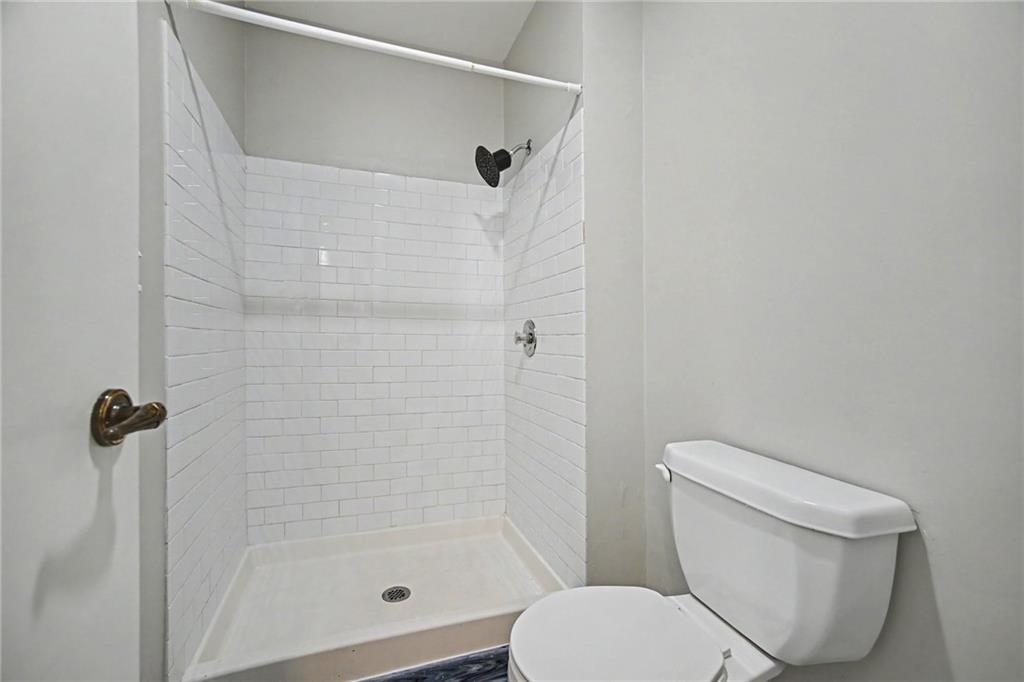 11901 E 54th Terrace Property Photo 23