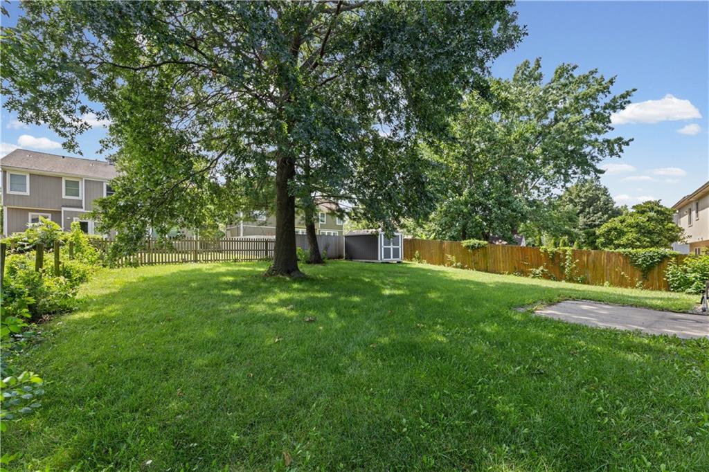15347 W 149th Terrace Property Photo 46