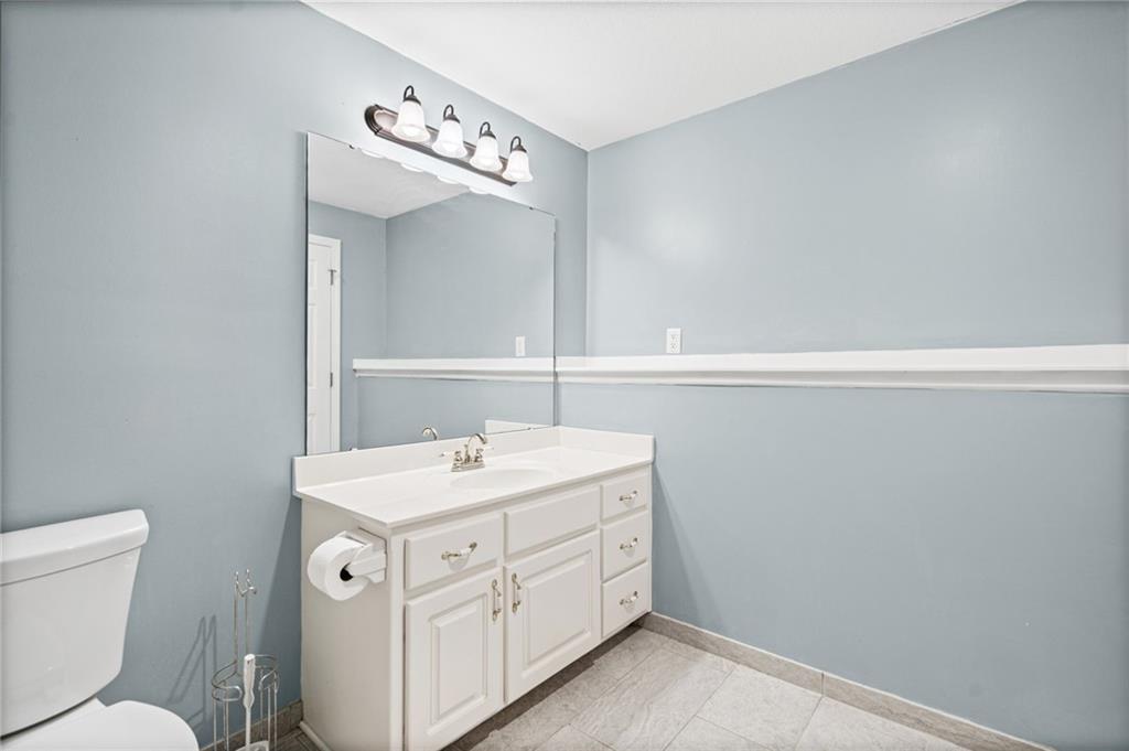 2512 Ne Horseshoe Drive Property Photo 33