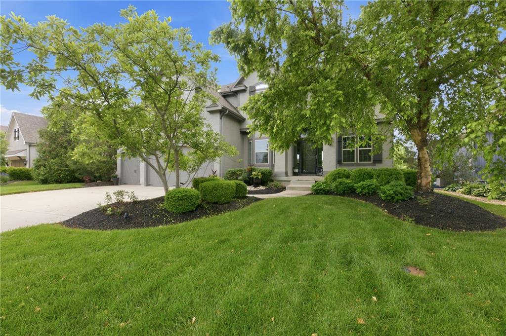 24913 W 98th Street Property Photo 5