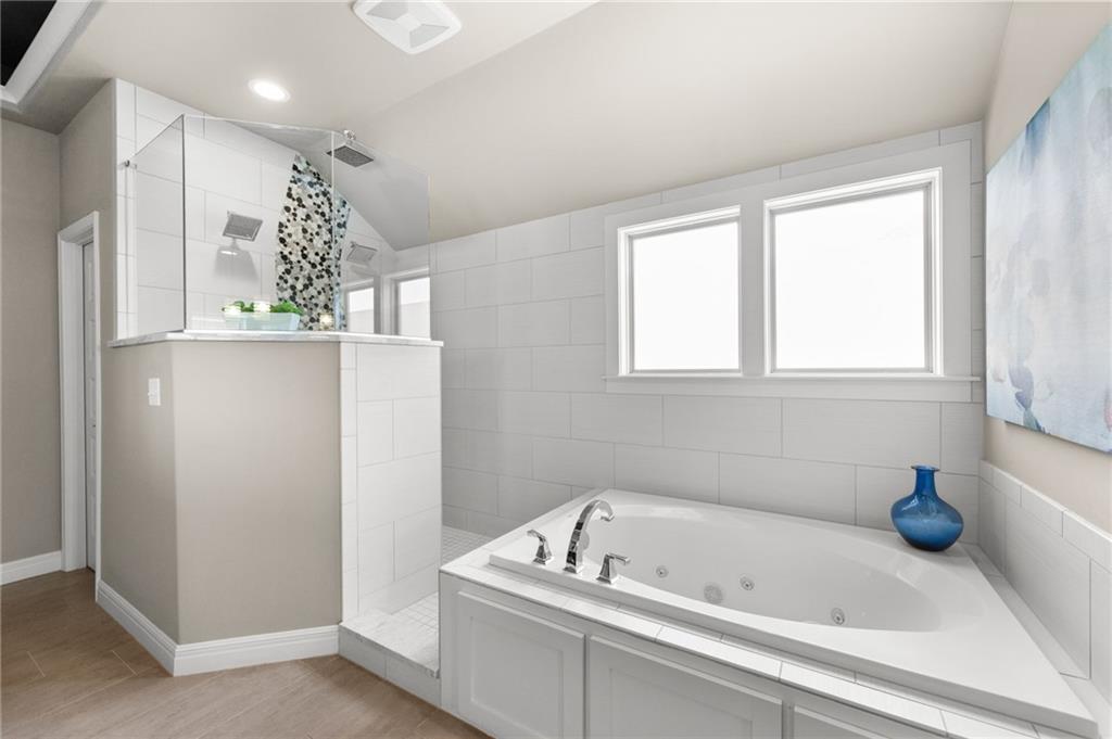 24913 W 98th Street Property Photo 50