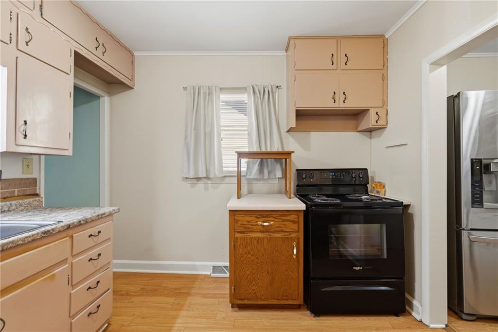 118 E 81st Street Property Photo 8