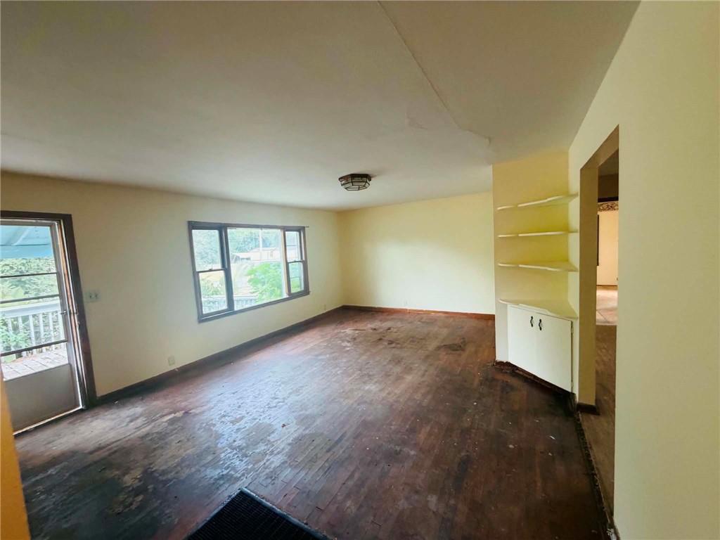 310 N 4th Avenue Property Photo 4
