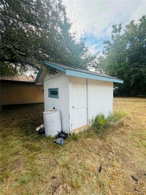 310 N 4th Avenue Property Photo 25