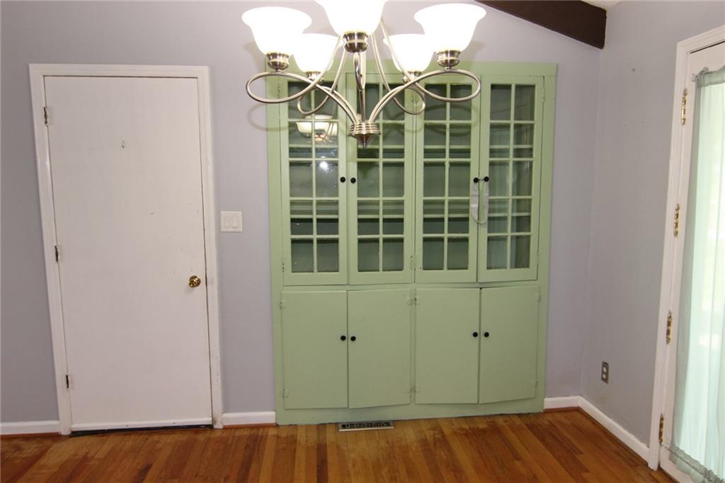 7104 Melrose Lane Property Photo 10