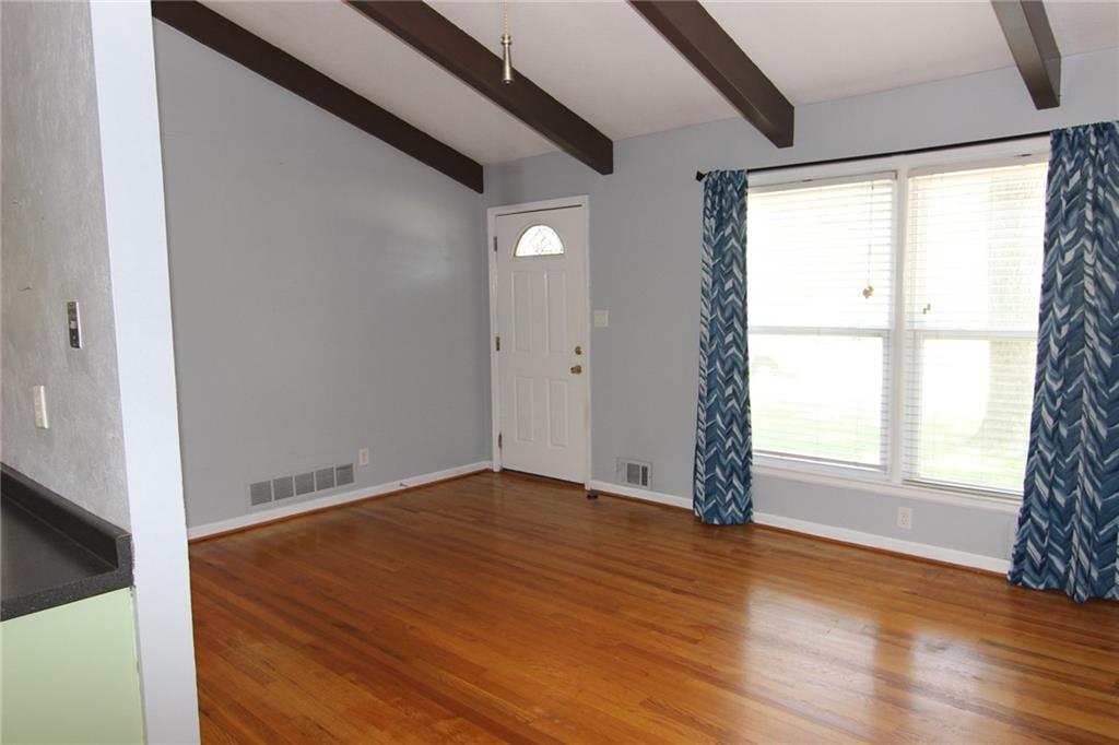 7104 Melrose Lane Property Photo 12