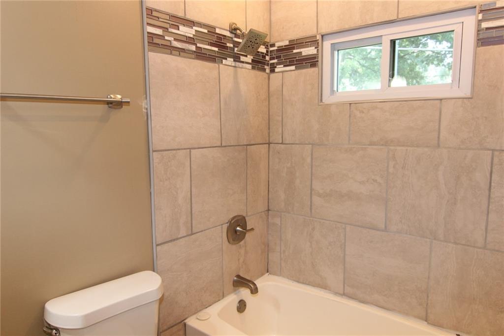 7104 Melrose Lane Property Photo 18