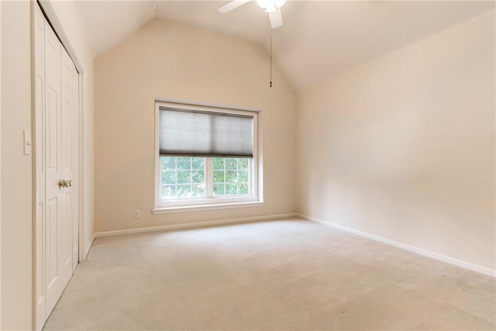 16509 W 80th Terrace Property Photo 31