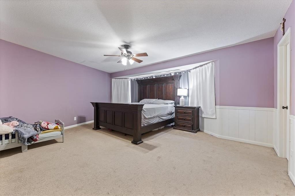5729 Parallel Parkway Property Photo 14