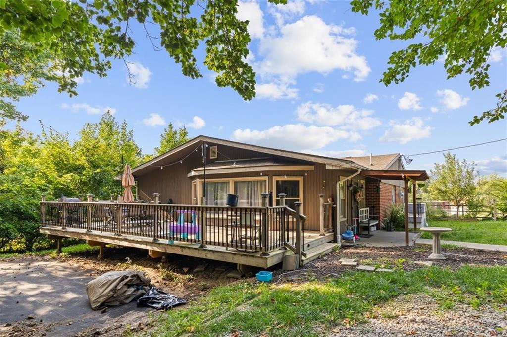 5729 Parallel Parkway Property Photo 23