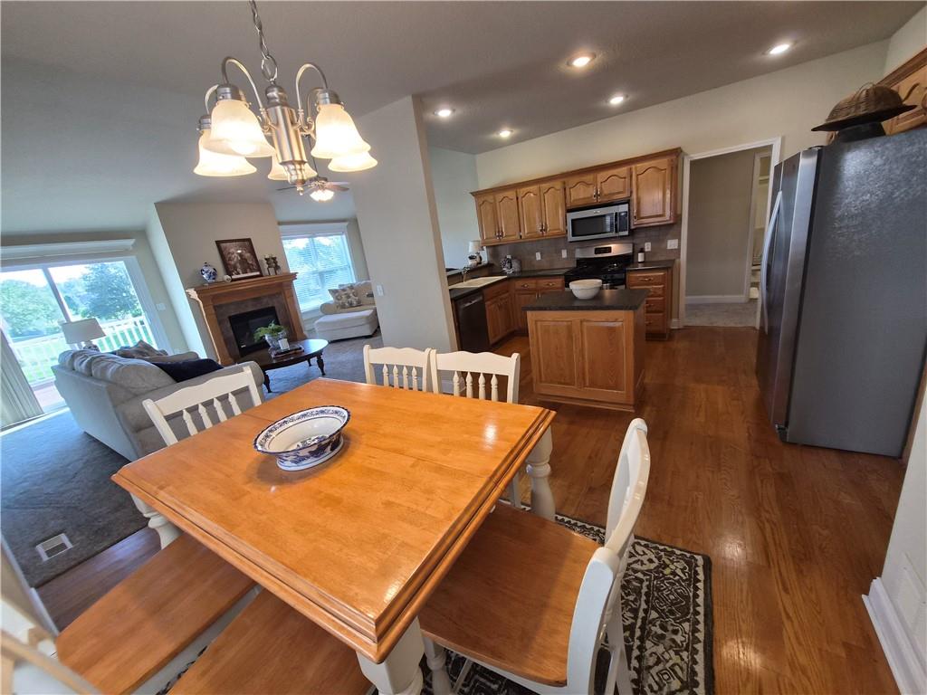 4904 Kelsey Court Property Photo 16