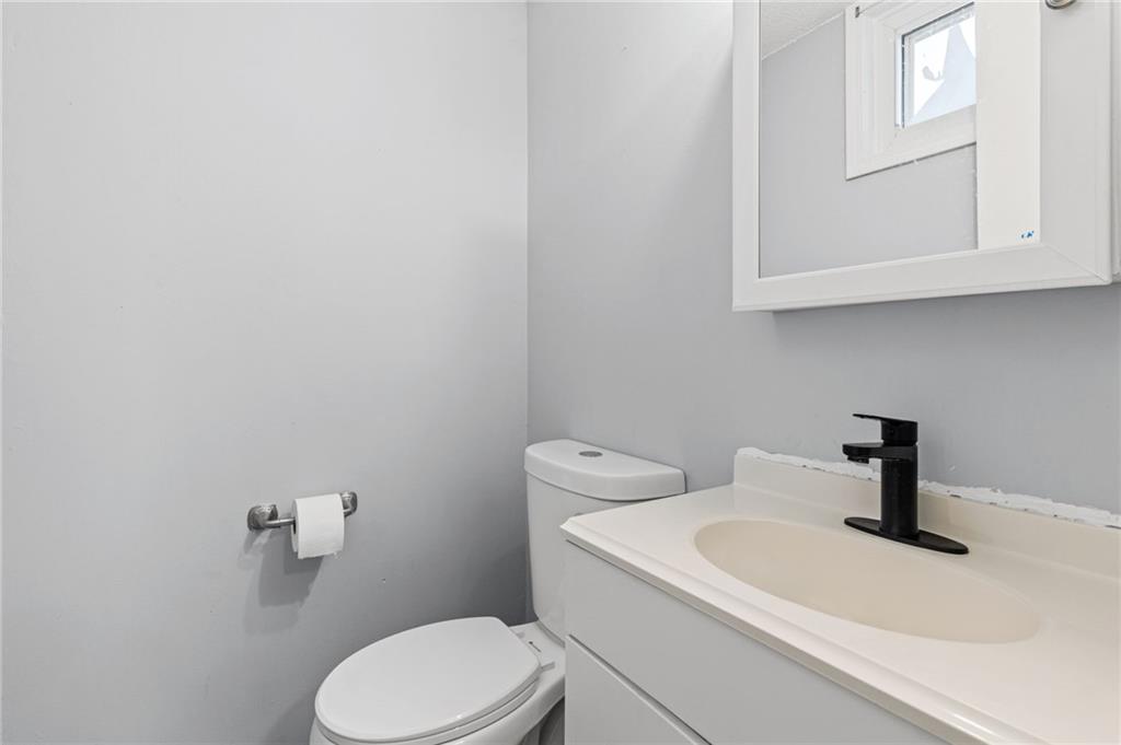 914 N Arrowhead Drive Property Photo 28
