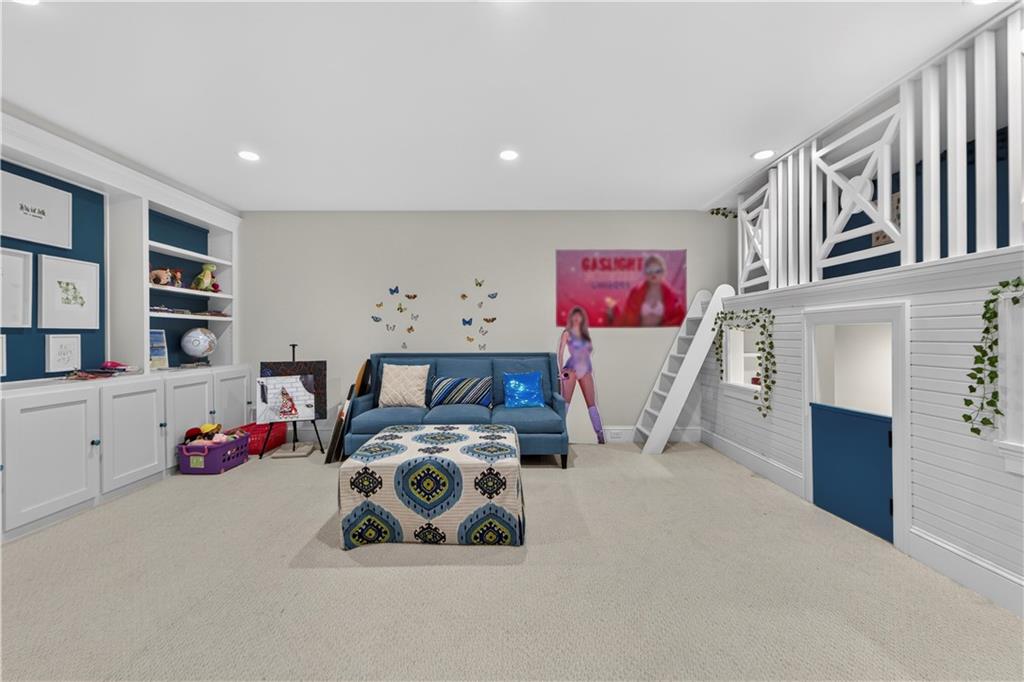 6010 Windsor Drive Property Photo 43
