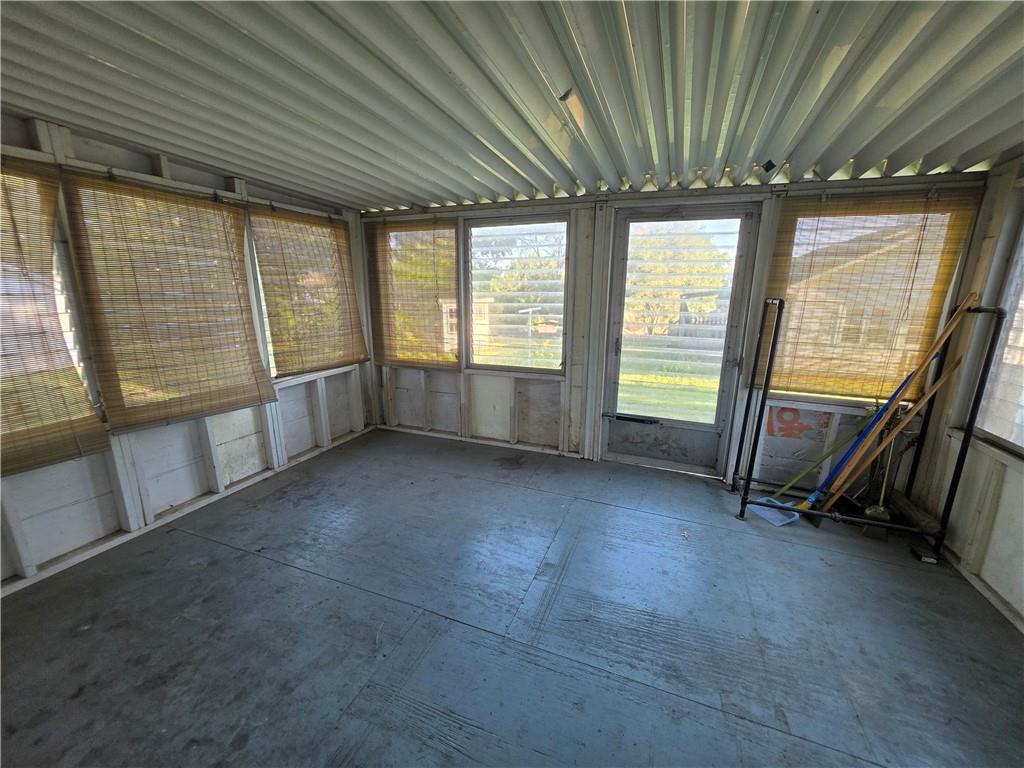 2126 S 48th Street Property Photo 23