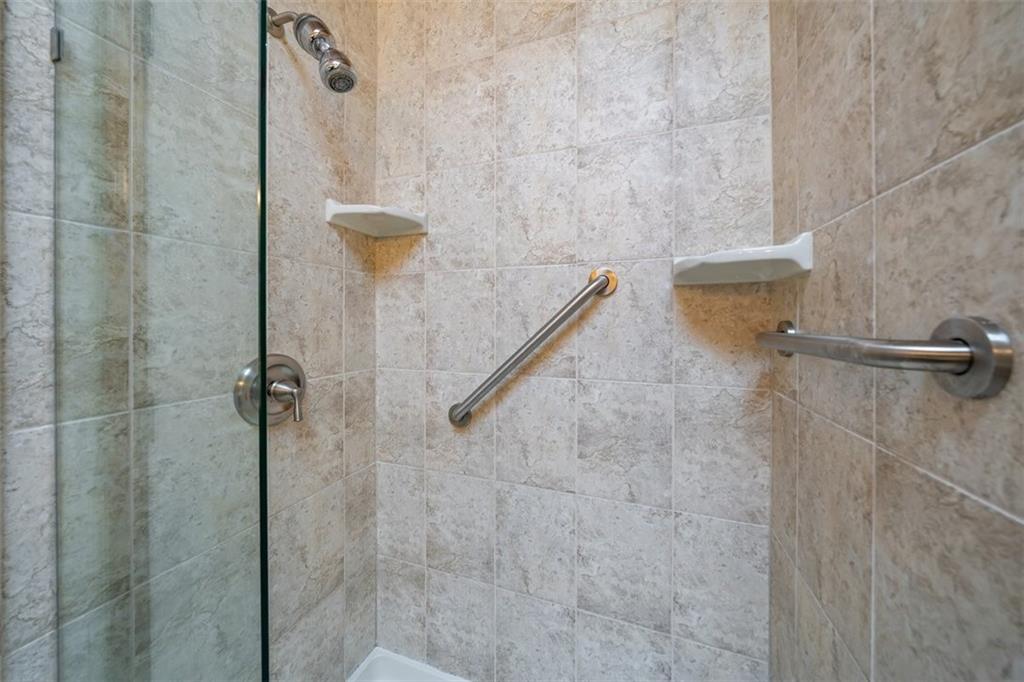 8303 W 121st Street Property Photo 16