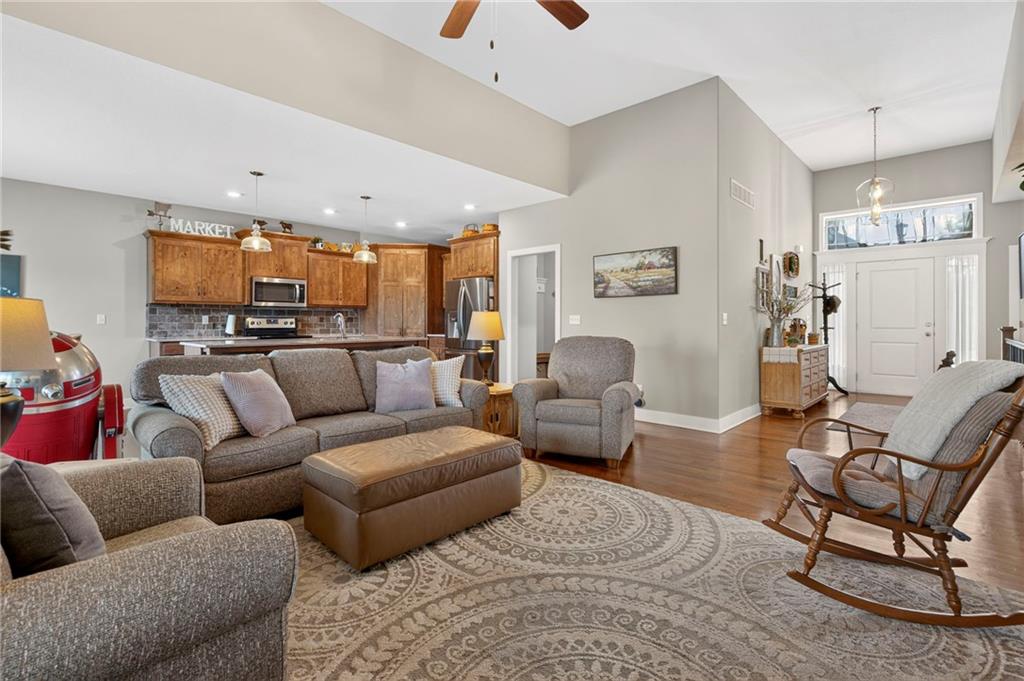 102 Dorchester Drive Property Photo 7