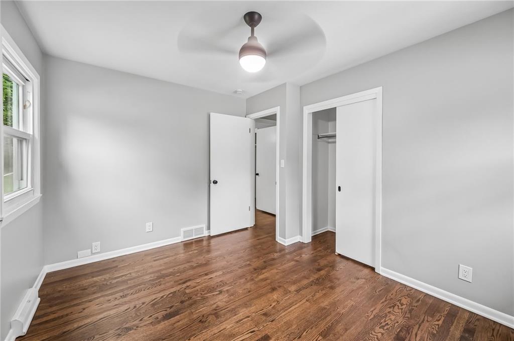 3741 N Brighton Avenue Property Photo 18