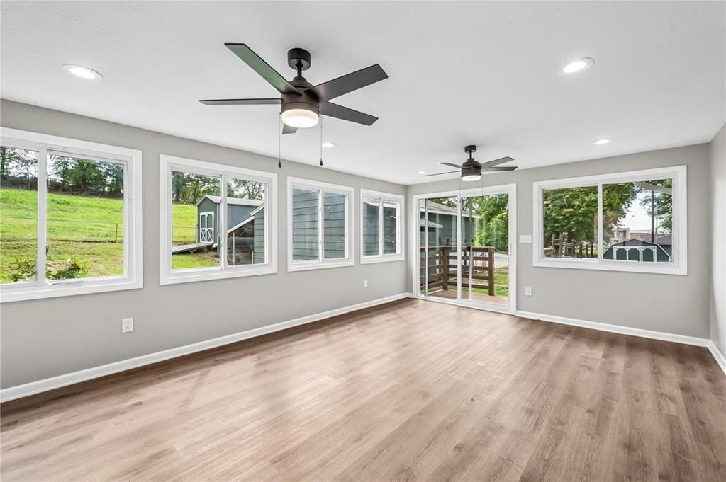 3741 N Brighton Avenue Property Photo 21