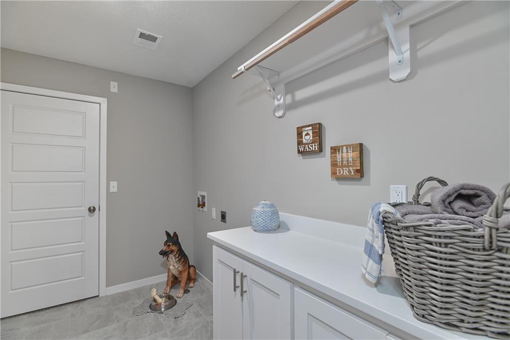 6000 Apache Drive Property Photo 44