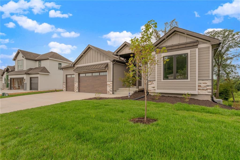 13548 Terrace Park Drive Property Photo 3