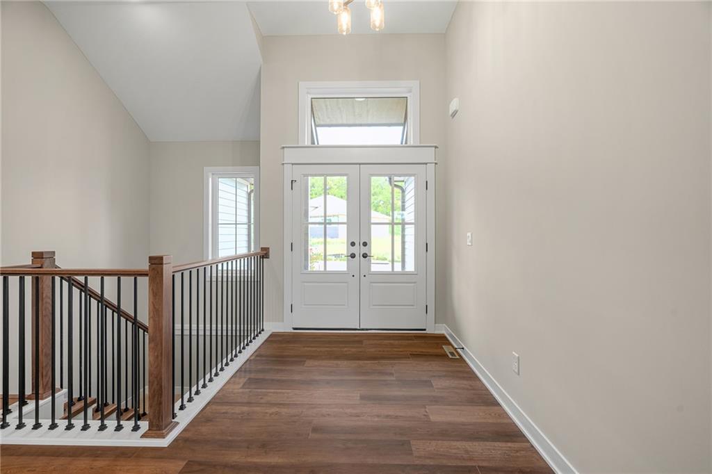 13548 Terrace Park Drive Property Photo 5