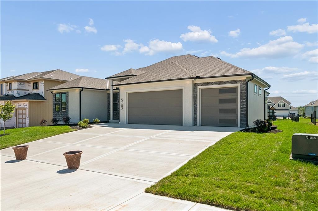 5782 Nw Black Oak Court Property Photo 3
